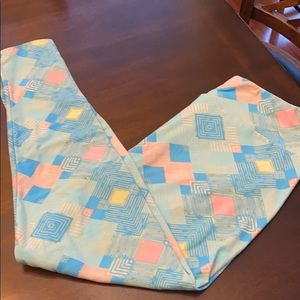 Lularoe Tall and Curvy Leggings